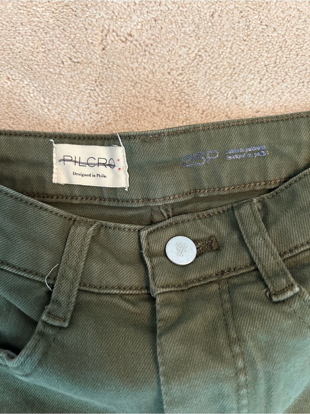 Anthropologie Pilcro Olive Green Wide-Leg cropped barrel Jeans 25P - Picture 2 of 5